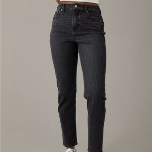 AE Strigid Mom jeans
